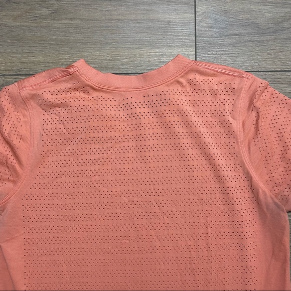 LULULEMON light coral Breeze by Short Sleeve top 6 - Picture 8 of 13